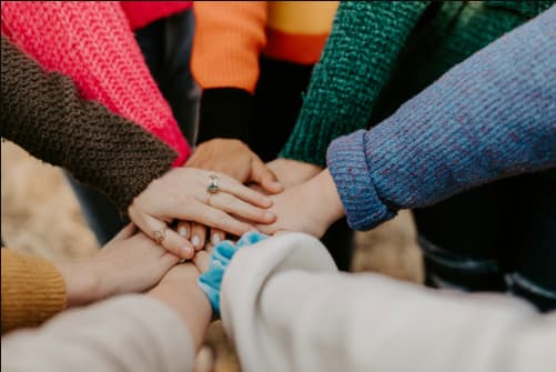The Importance of Community Service: How Volunteering Enriches Lives